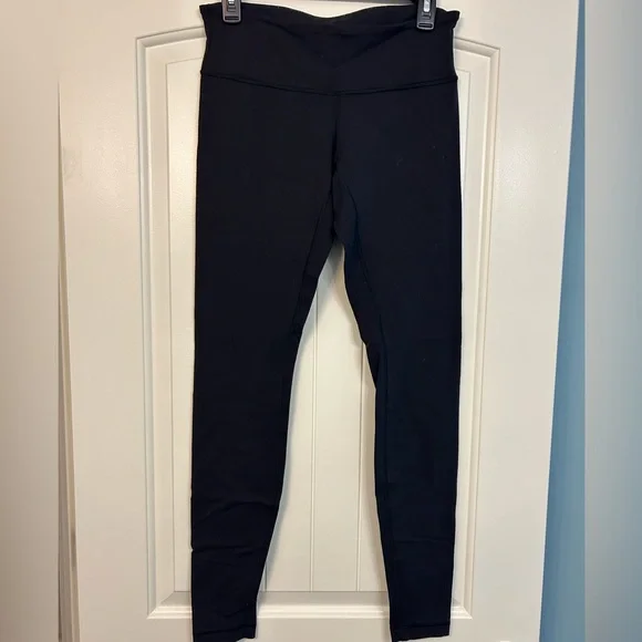 Lululemonn Black Leggings Size 8 - Picture 1 of 3